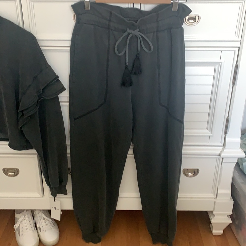 🥰 Lounge Set Ruffle Crop High Waist Jogger 7forallmankind - Picture 6 of 11